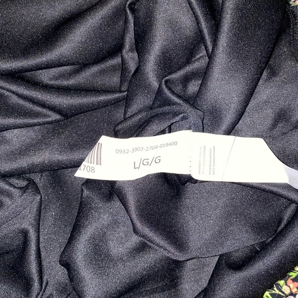 Forever 21 Black Floral Puff Sleeve Dress - Picture 11 of 11